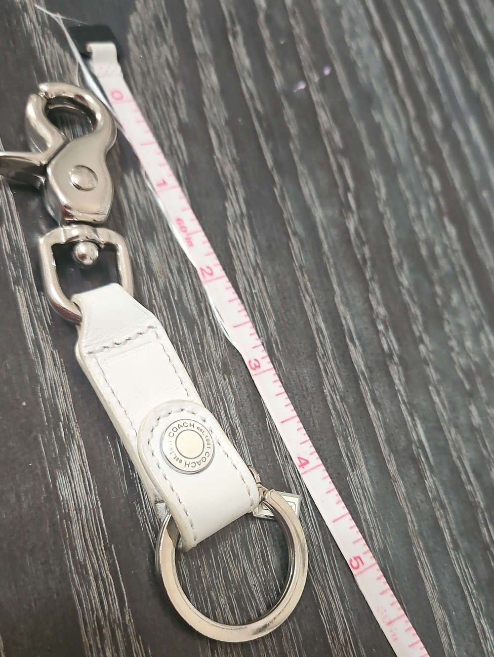 Leather White Coach Keyring - Picture 5 of 6